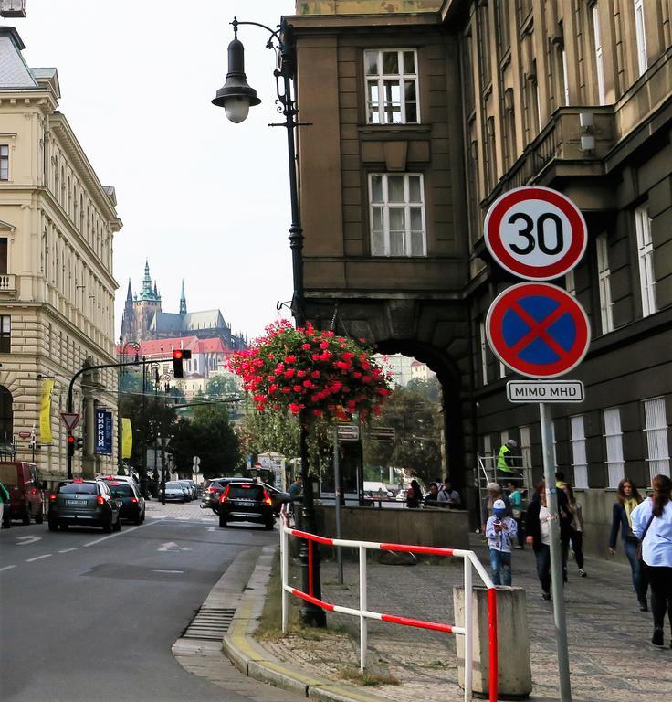 Old Town Square Superior Apartments - Valentin Prague Exterior photo